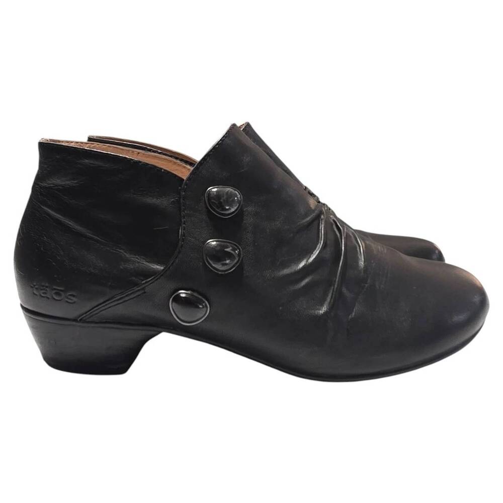 NEW TAOS women's three step ankle boots in black